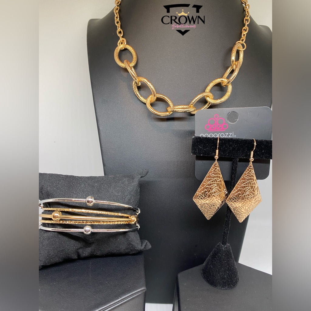 Gold Jewelry Set